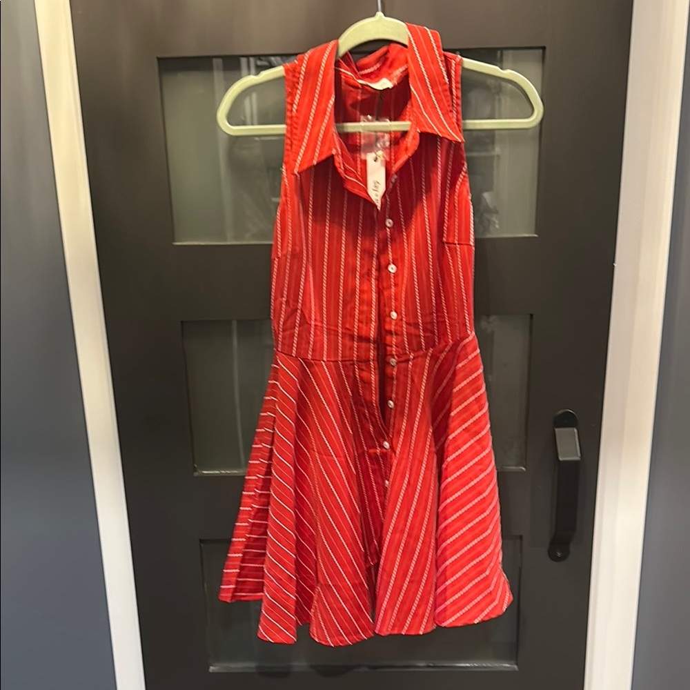 Red Striped Sleeveless Dress size small nwt 
Day + Moon